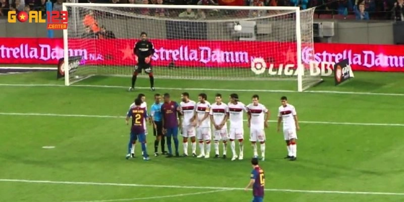 Bí kíp chơi kèo đá phạt gián tiếp thắng lớn