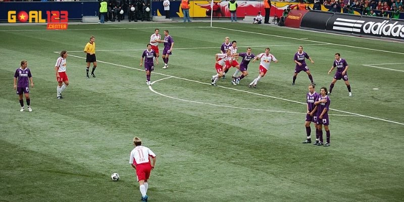 Đôi nét kèo đá phạt gián tiếp siêu hấp dẫn